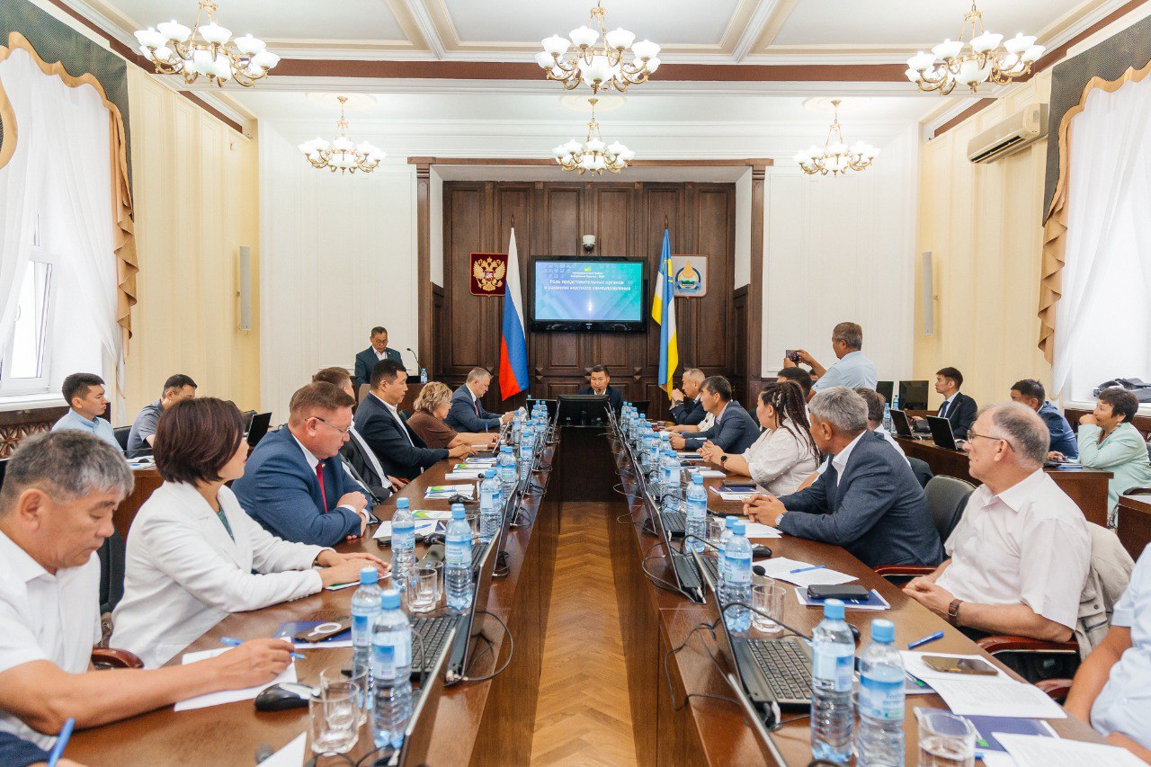 Председатель горсовета Улан-Удэ рассказал о работе депутатов на муниципальном форуме «Инициатива каждого – общий успех»