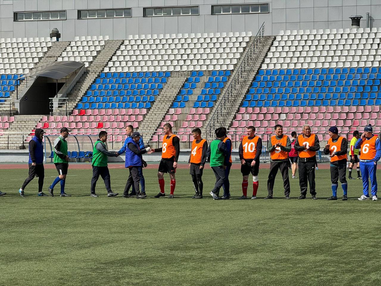 В Бурятии депутаты Хурала сыграли в футбол