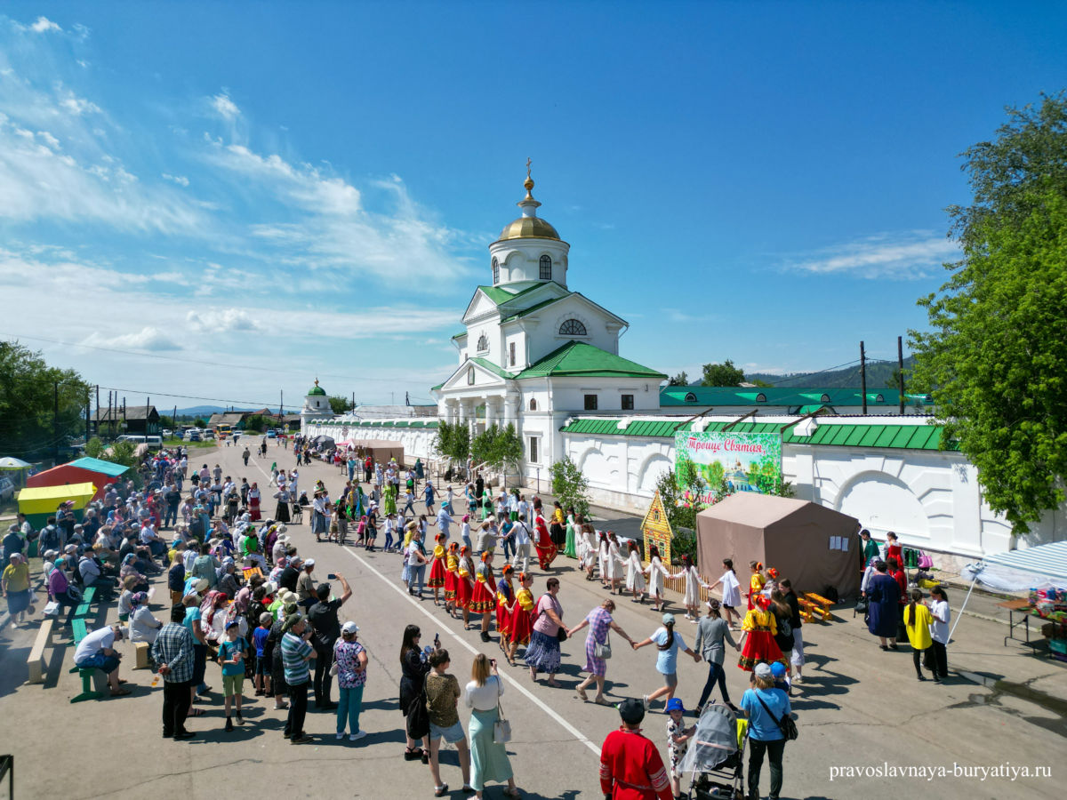 В Бурятии Свято-Троицкий Селенгинский мужской монастырь отметил престольный  праздник